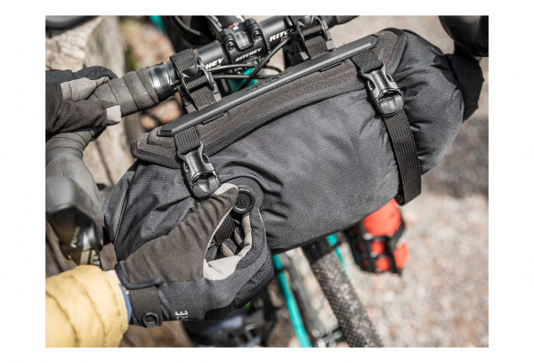 Topeak FrontLoader 8 L Schwarz – Bild 4