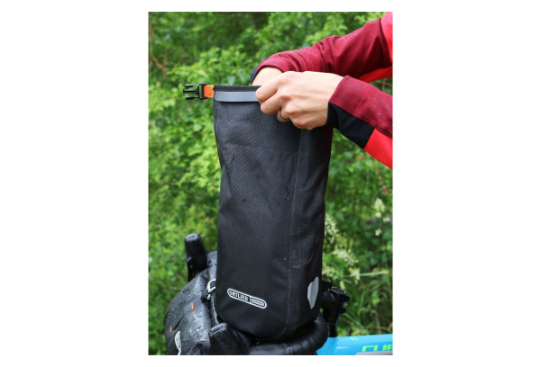 Ortlieb Fork-Pack 4.1L Gabeltasche Schwarz – Bild 9